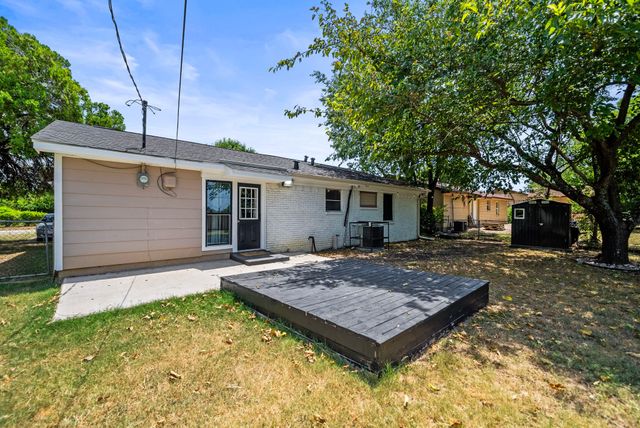 7669 Woodshire Drive, Dallas, TX 75232