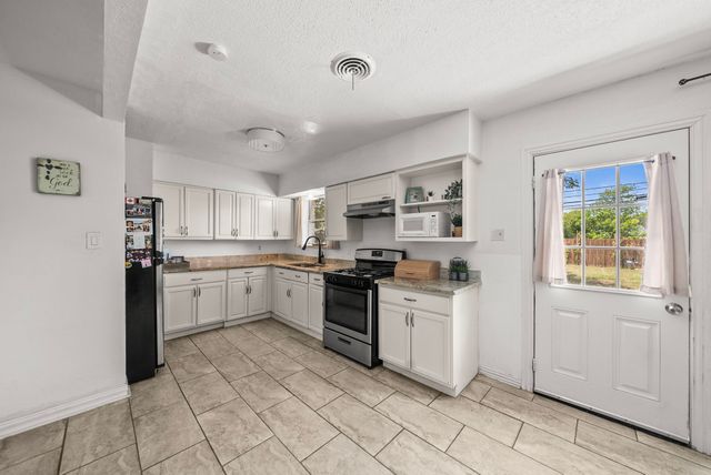 7669 Woodshire Drive, Dallas, TX 75232