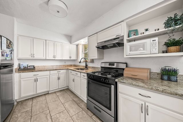 7669 Woodshire Drive, Dallas, TX 75232