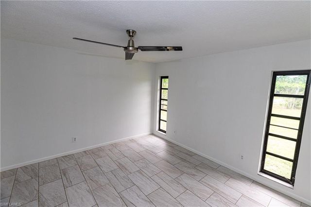25572 Fenner CIR, Bonita Springs, FL 34135