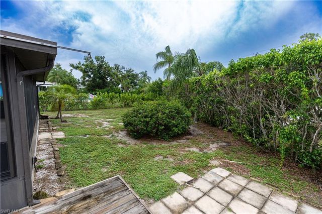 25572 Fenner CIR, Bonita Springs, FL 34135