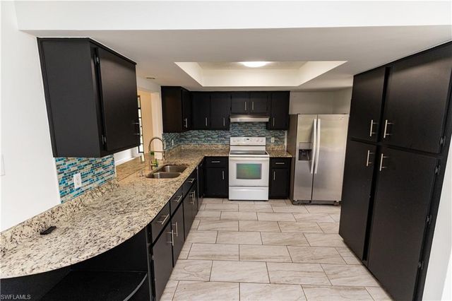 25572 Fenner CIR, Bonita Springs, FL 34135