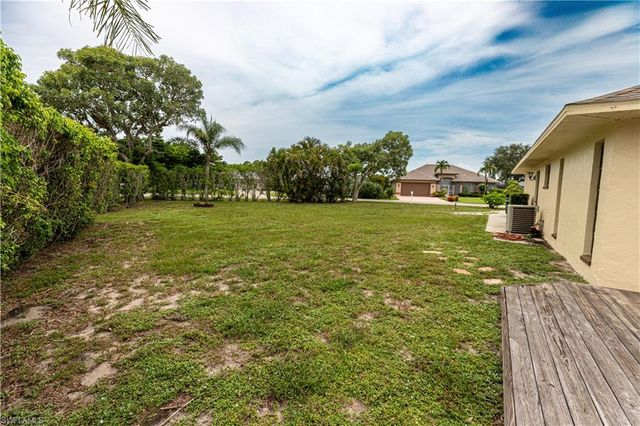 25572 Fenner CIR, Bonita Springs, FL 34135
