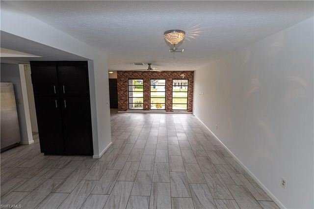 25572 Fenner CIR, Bonita Springs, FL 34135