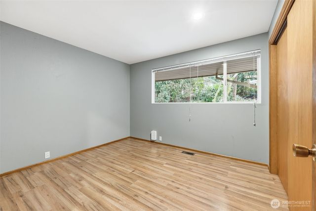 7210 NE 162nd Street, Kenmore, WA 98028