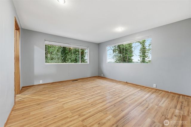 7210 NE 162nd Street, Kenmore, WA 98028