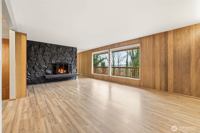 7210 NE 162nd Street, Kenmore, WA 98028