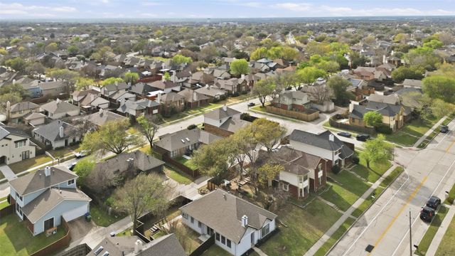 2230 Arbor Creek Drive, Carrollton, TX 75010