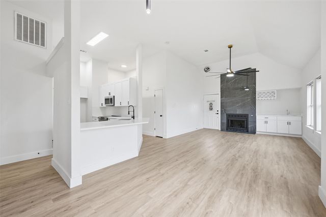 2230 Arbor Creek Drive, Carrollton, TX 75010