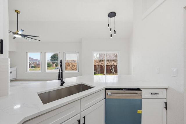 2230 Arbor Creek Drive, Carrollton, TX 75010