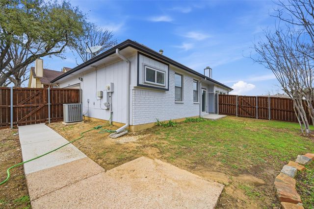 2230 Arbor Creek Drive, Carrollton, TX 75010