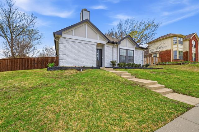 2230 Arbor Creek Drive, Carrollton, TX 75010