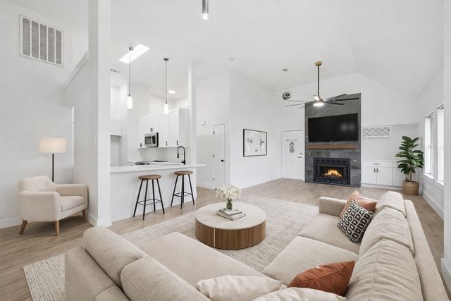 2230 Arbor Creek Drive, Carrollton, TX 75010