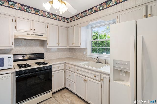 50 Hilltop Avenue, Stamford, CT 06907