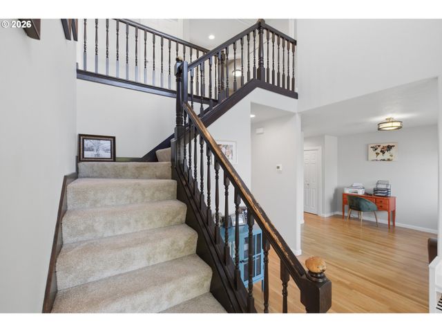 2925 DOAKS FERRY Rd Nw, Salem, OR 97304