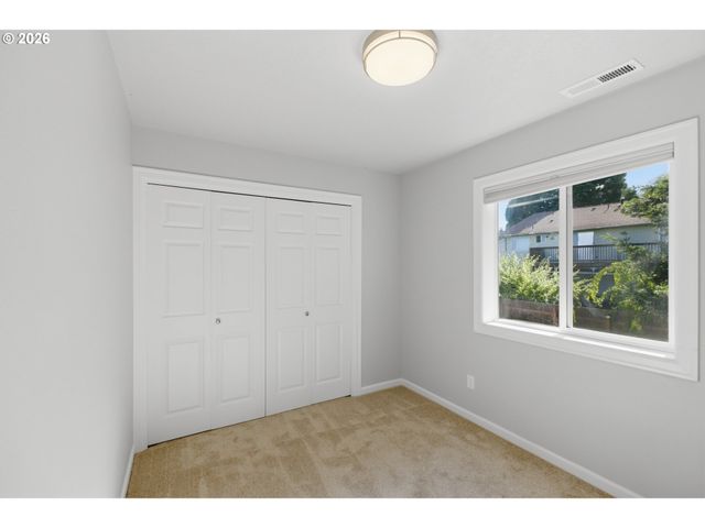 2925 DOAKS FERRY Rd Nw, Salem, OR 97304