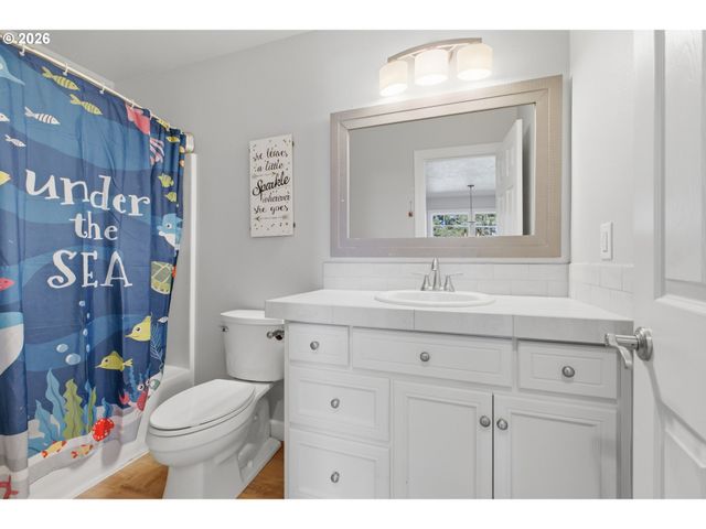 2925 DOAKS FERRY Rd Nw, Salem, OR 97304