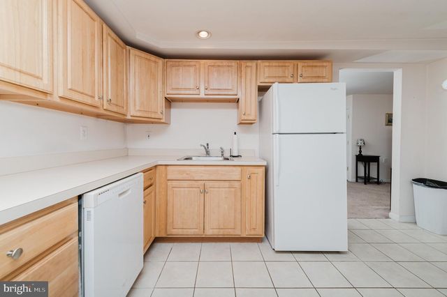 107 E DORY DR, Tuckerton, NJ 08087