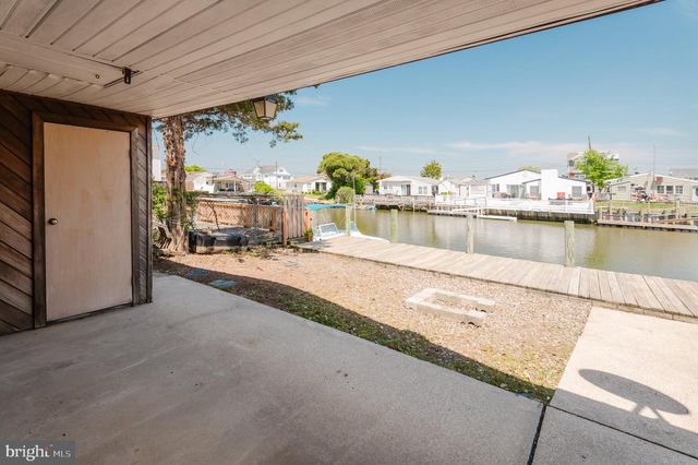 107 E DORY DR, Tuckerton, NJ 08087