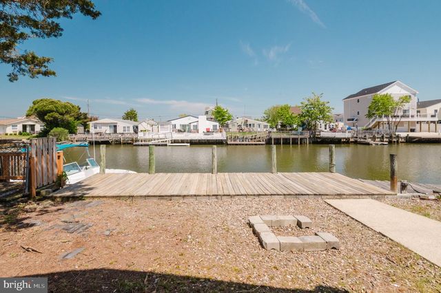 107 E DORY DR, Tuckerton, NJ 08087