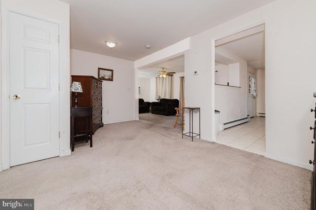 107 E DORY DR, Tuckerton, NJ 08087