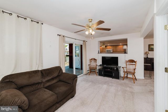 107 E DORY DR, Tuckerton, NJ 08087