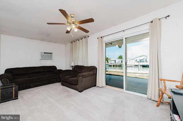 107 E DORY DR, Tuckerton, NJ 08087