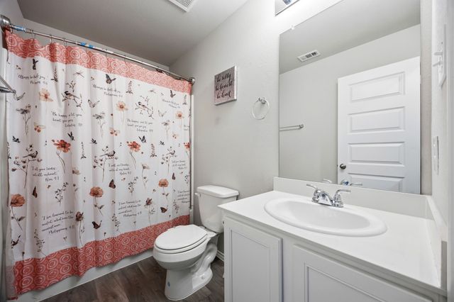 1305 Benwick Drive, Van Alstyne, TX 75495