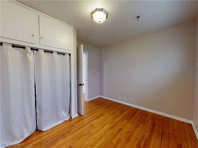 162 S Leavitt Road, Amherst, OH 44001