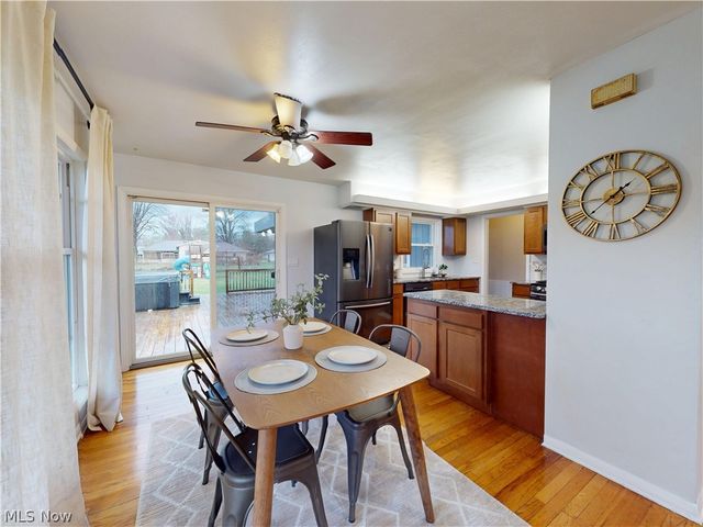 162 S Leavitt Road, Amherst, OH 44001