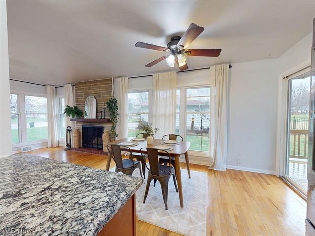 162 S Leavitt Road, Amherst, OH 44001