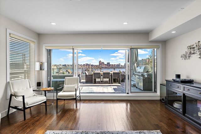 504 UNDERCLIFF AVE, Edgewater, NJ 07020