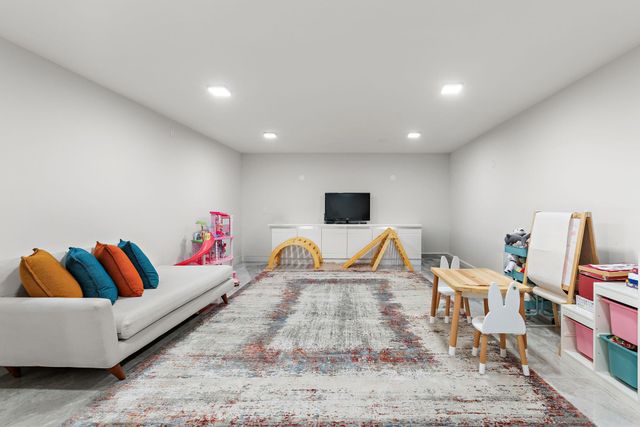 504 UNDERCLIFF AVE, Edgewater, NJ 07020