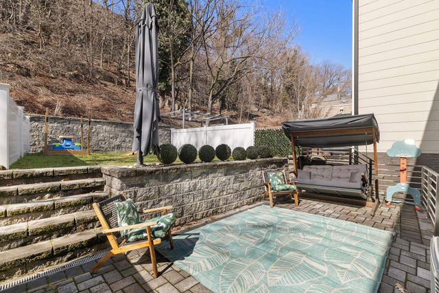 504 UNDERCLIFF AVE, Edgewater, NJ 07020