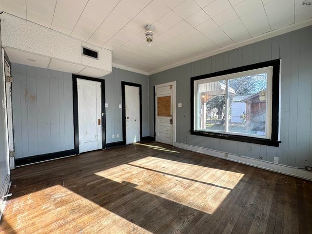 701 POLK STREET, Wichita Falls, TX 76309