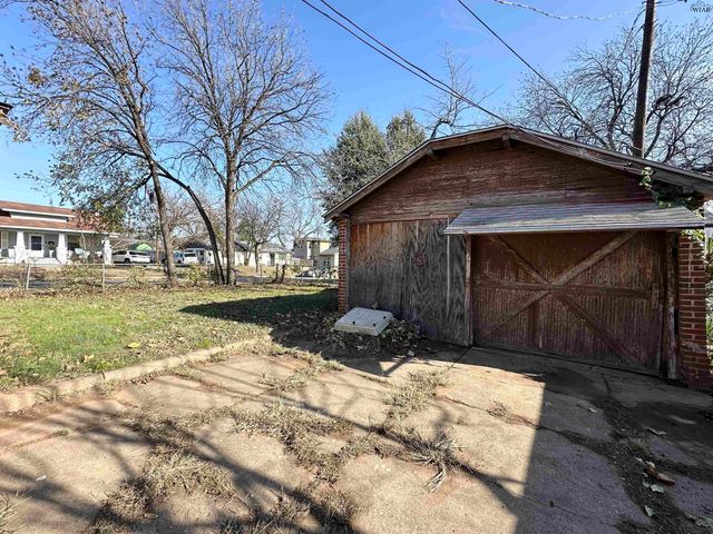 701 POLK STREET, Wichita Falls, TX 76309