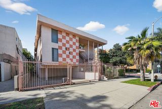 941 S Gramercy Place, Los Angeles, CA 90019