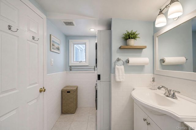 85 Delaware Avenue, Long Beach, NY 11561