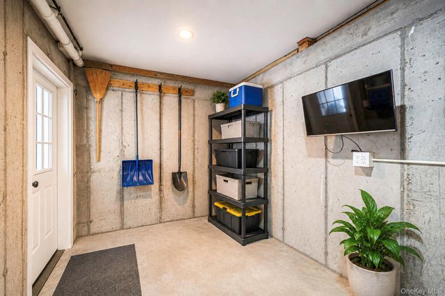 85 Delaware Avenue, Long Beach, NY 11561
