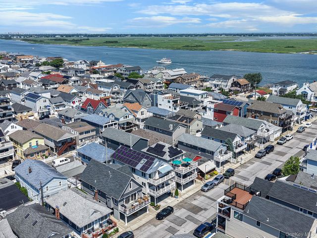 85 Delaware Avenue, Long Beach, NY 11561