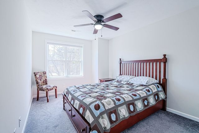 2 Walter G Wiede St 1, Chelmsford, MA 01863