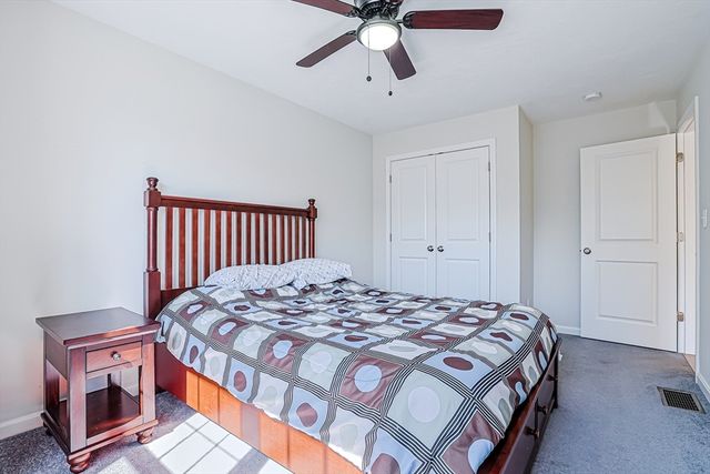 2 Walter G Wiede St 1, Chelmsford, MA 01863