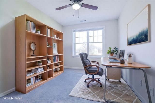 2 Walter G Wiede St 1, Chelmsford, MA 01863