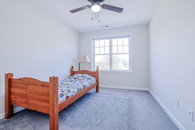 2 Walter G Wiede St 1, Chelmsford, MA 01863