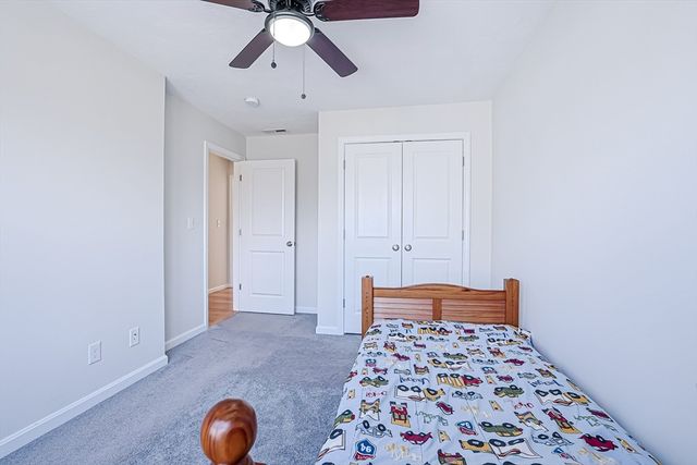 2 Walter G Wiede St 1, Chelmsford, MA 01863