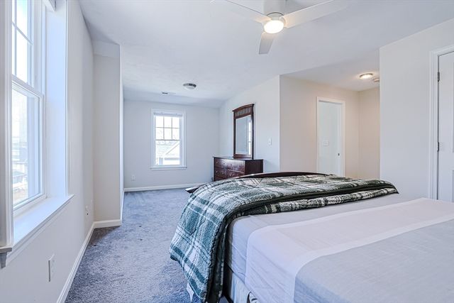 2 Walter G Wiede St 1, Chelmsford, MA 01863