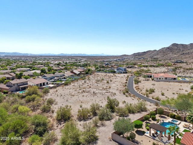 21009 W MOUNTAIN COVE Place, Buckeye, AZ 85396