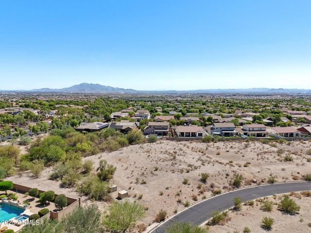 21009 W MOUNTAIN COVE Place, Buckeye, AZ 85396