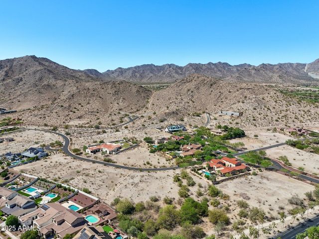 21009 W MOUNTAIN COVE Place, Buckeye, AZ 85396
