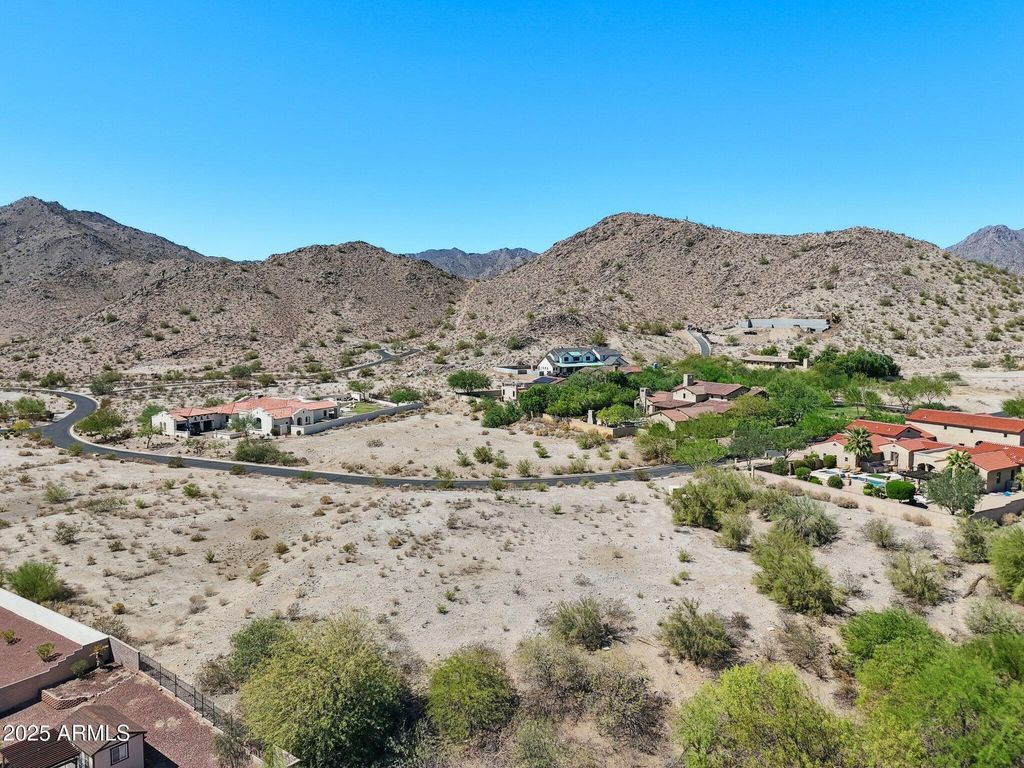 21009 W MOUNTAIN COVE Place, Buckeye, AZ 85396 — photo 5